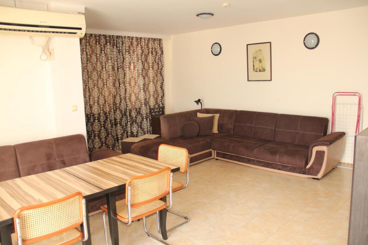 Ivtour Apartments In Yalta Complex Golden Sands Exterior foto