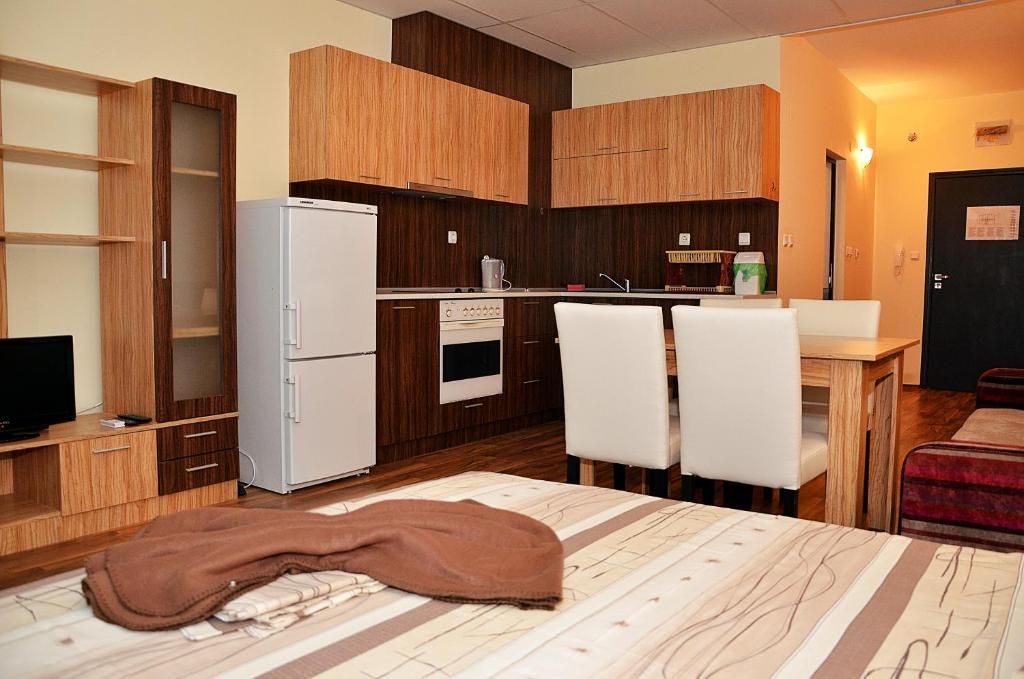 Ivtour Apartments In Yalta Complex Golden Sands Quarto foto