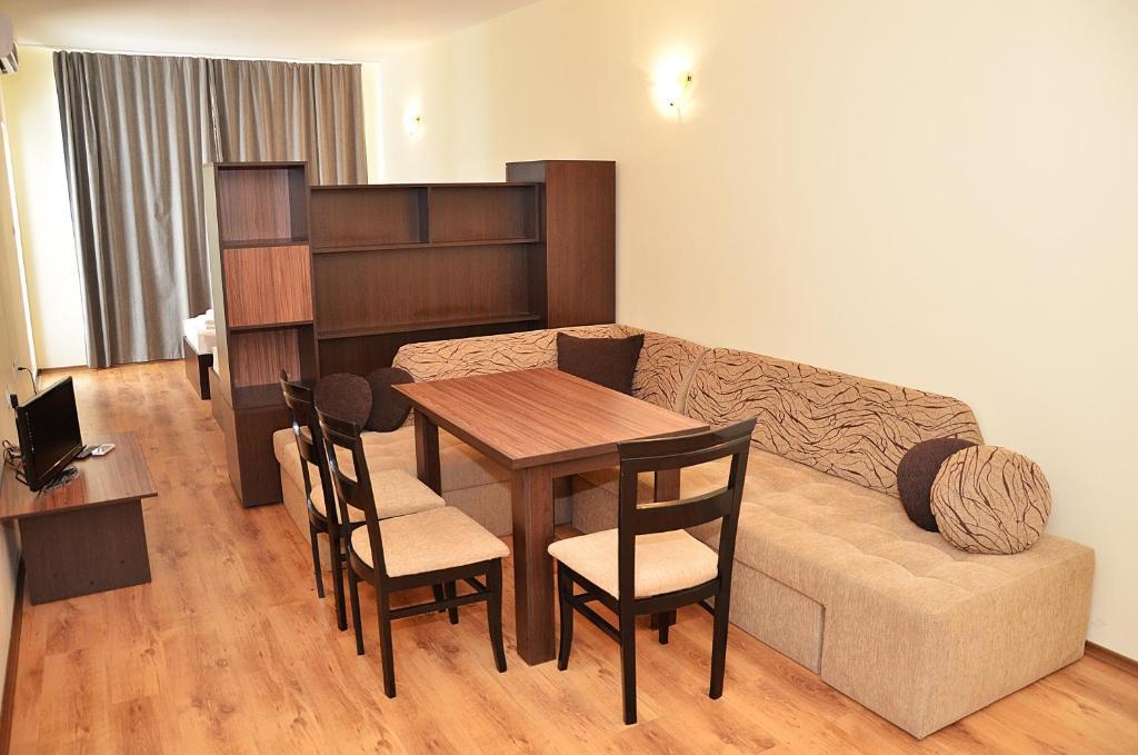 Ivtour Apartments In Yalta Complex Golden Sands Quarto foto